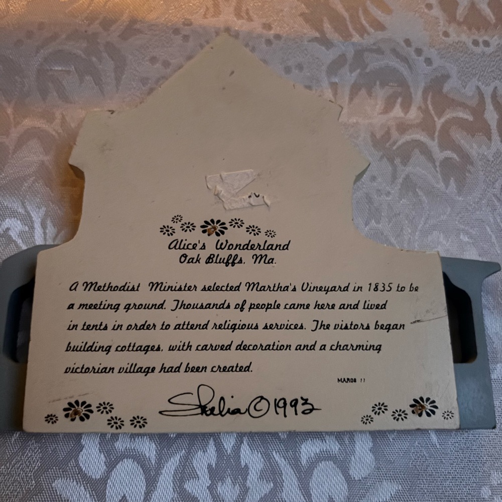 ALICE'S WONDERLAND OAK BLUFFS MASS 1993 Sheila's House Wood Shelf Sitter - Picture 6 of 6